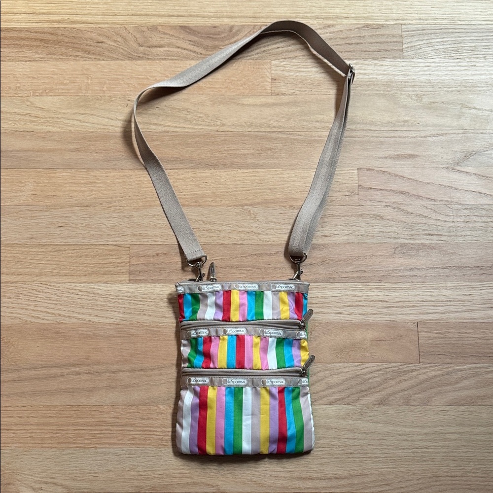 Le Sport Sac only used one time. Great for travel. Very lightweight